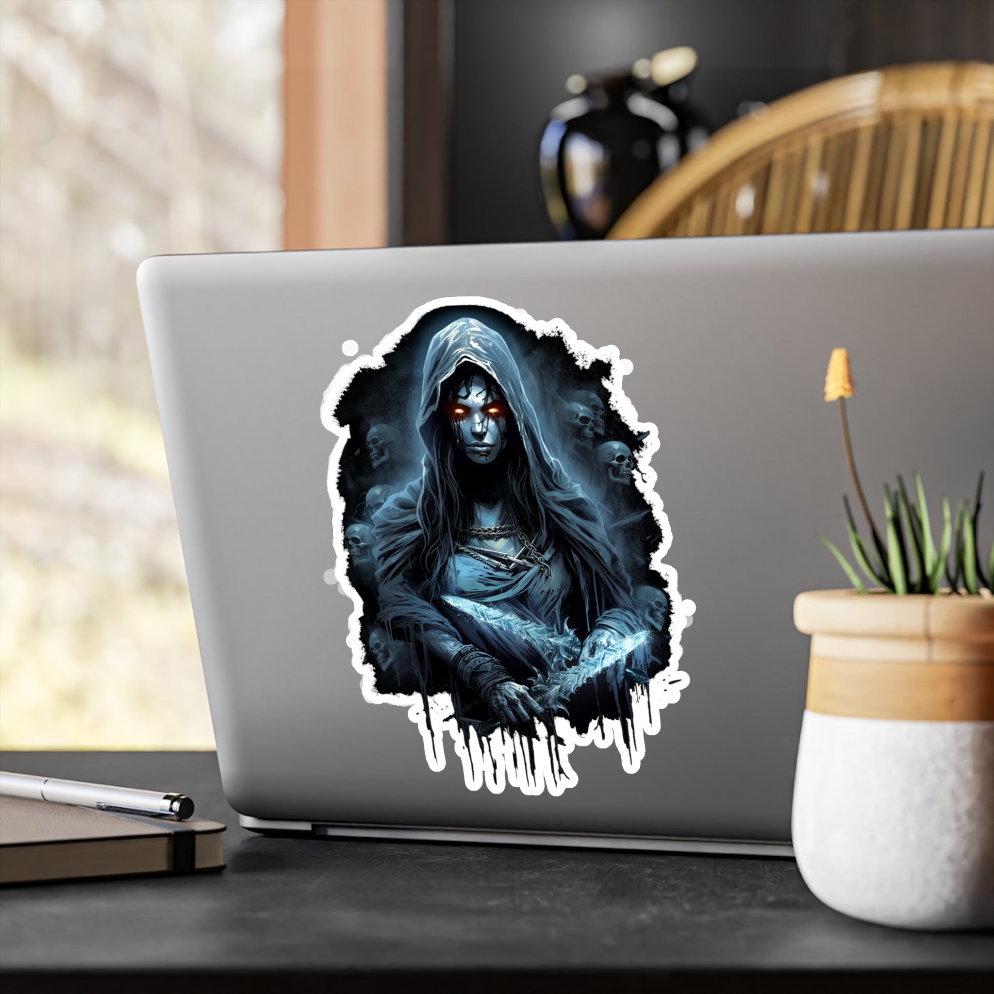 ROGUE KISS-CUT VINYL DECAL