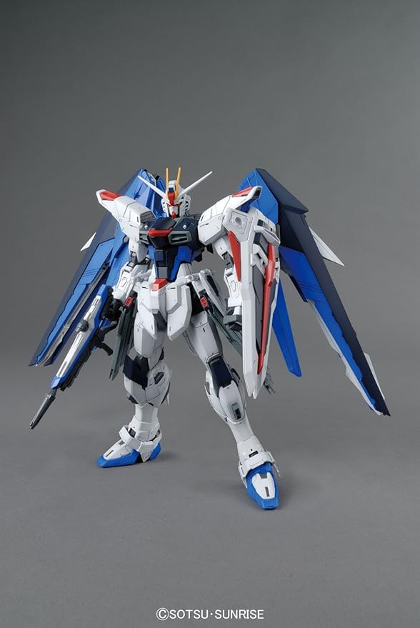ZGMF-X10A Freedom Gundam (Ver. 2.0) "Gundam SEED", Bandai MG (Model Kit)